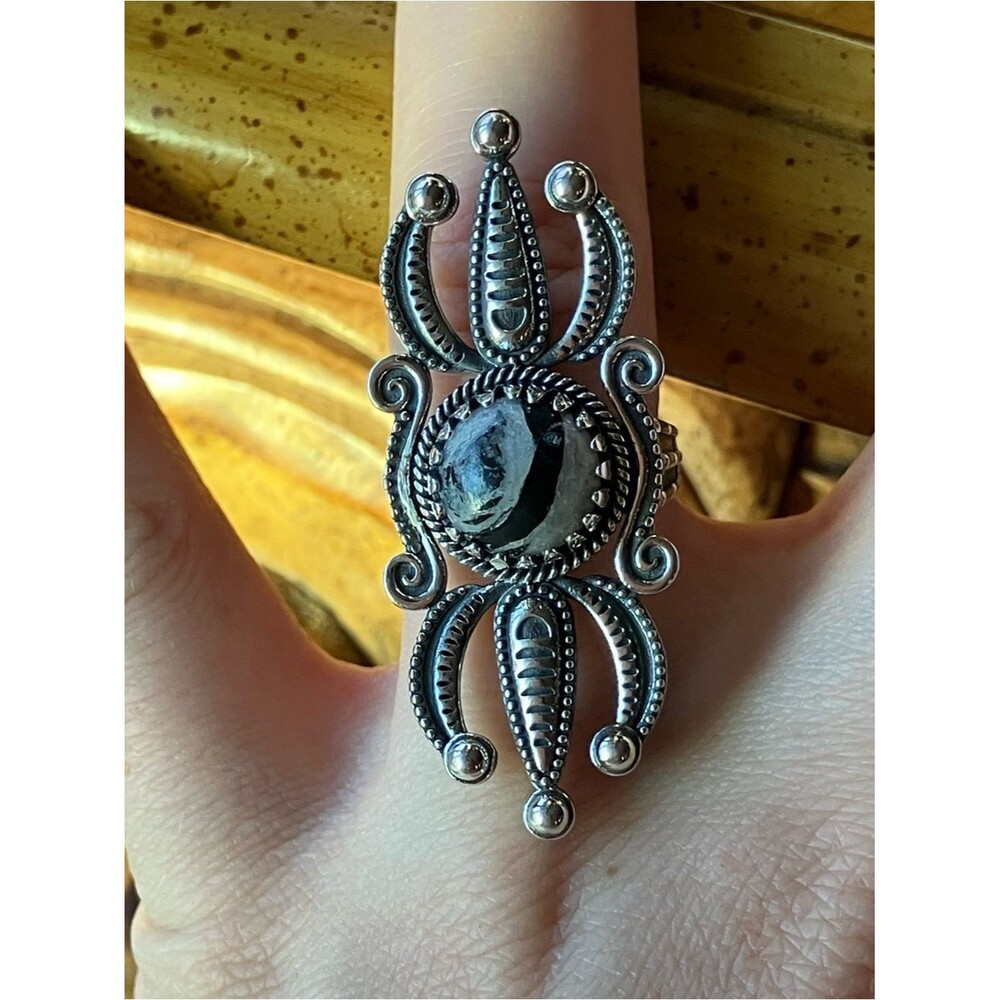 White Buffalo Turquoise Sterling Silver Ring Size 6